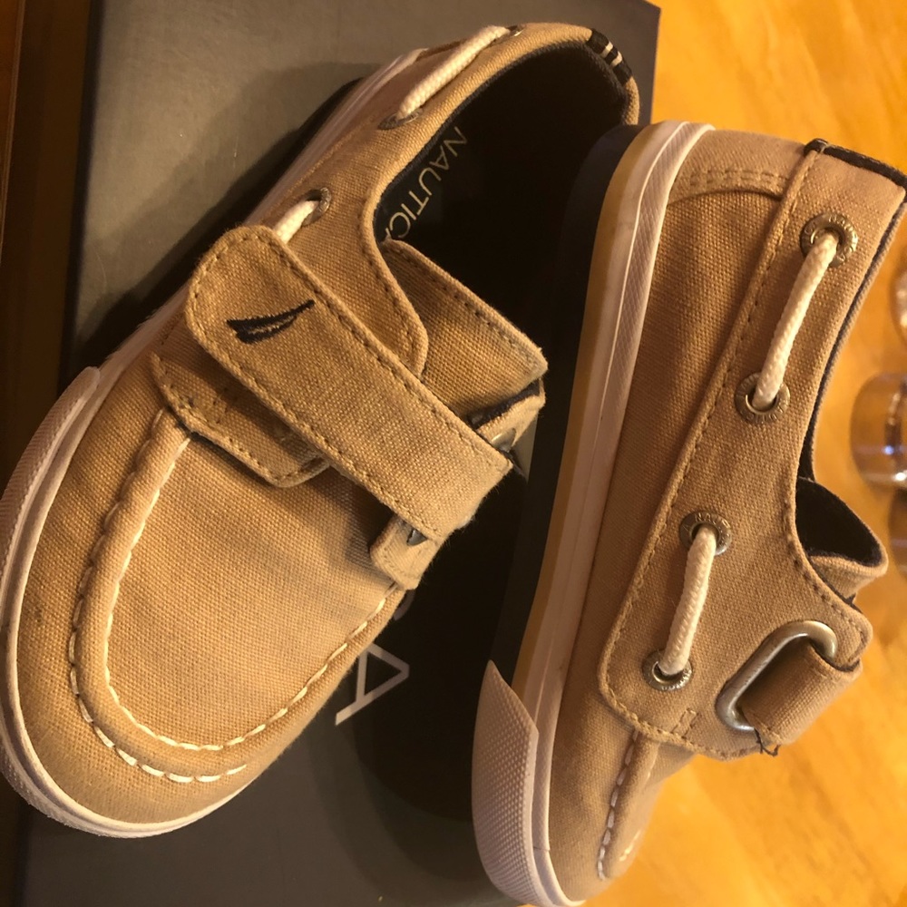 Nautica boat shoes